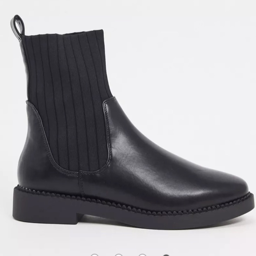 Chelsea Boots